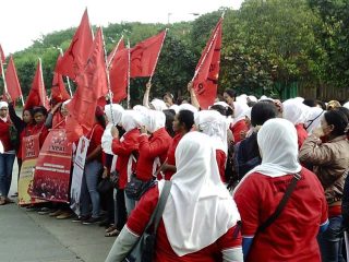 Buruh Dan Masa Depan Bangsa-Menuju Indonesia Emas Lewat Persatuan