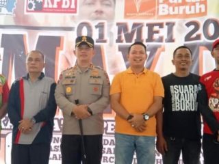 Kapolres Pelalawan Turut Konvoi Bersama Buruh, Peringati Hari Buruh Internasional 2025