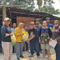 Rumah Triplek Wak Ditan Hancur Dibelah Pohon Sawit, Wabup Siak Gerak Cepat Salurkan Bantuan